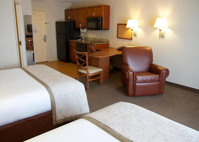 Hotel Candlewood Champaign-urbana Area By Ihg Champaign