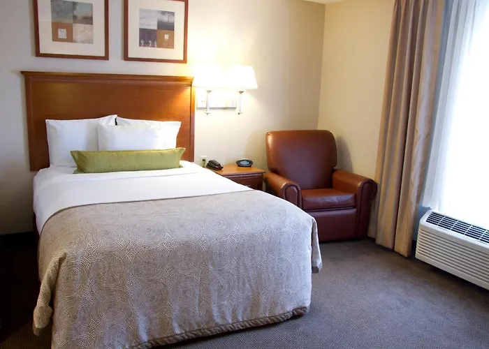 Candlewood Champaign-urbana Area By Ihg