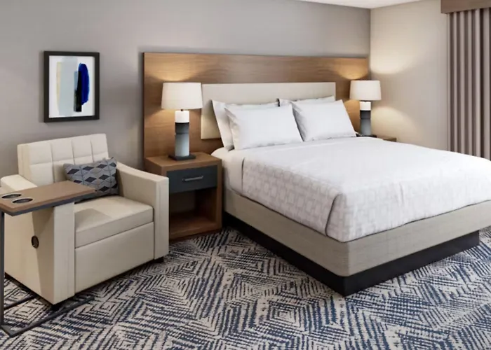 Hotel Candlewood Champaign-urbana Area By Ihg 3*