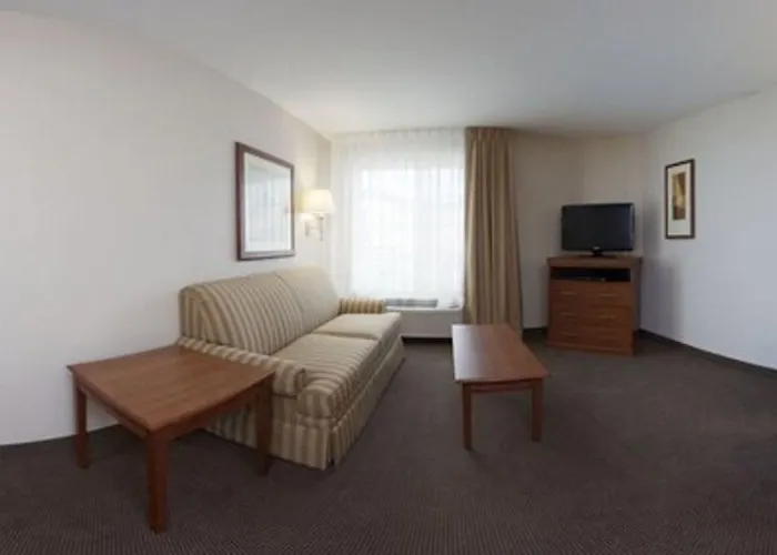Hotel Candlewood Champaign-urbana Area By Ihg Champaign