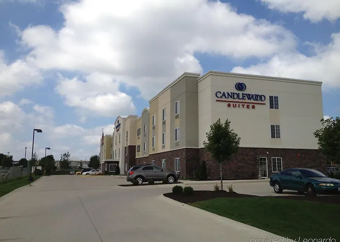 Candlewood Champaign-urbana Area By Ihg 3*