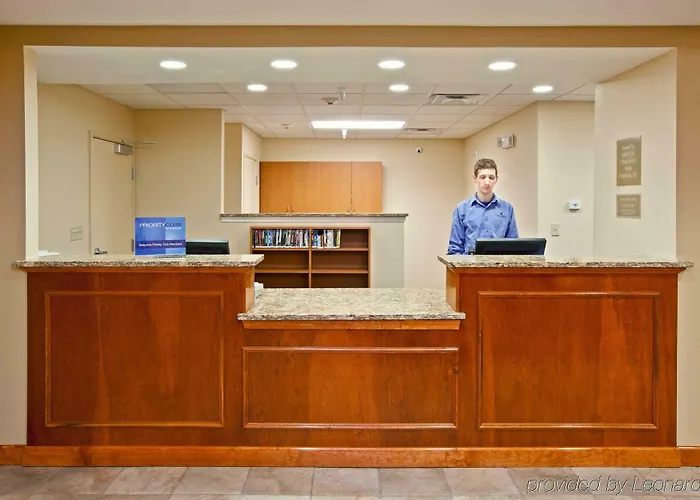 Candlewood Champaign-urbana Area By Ihg